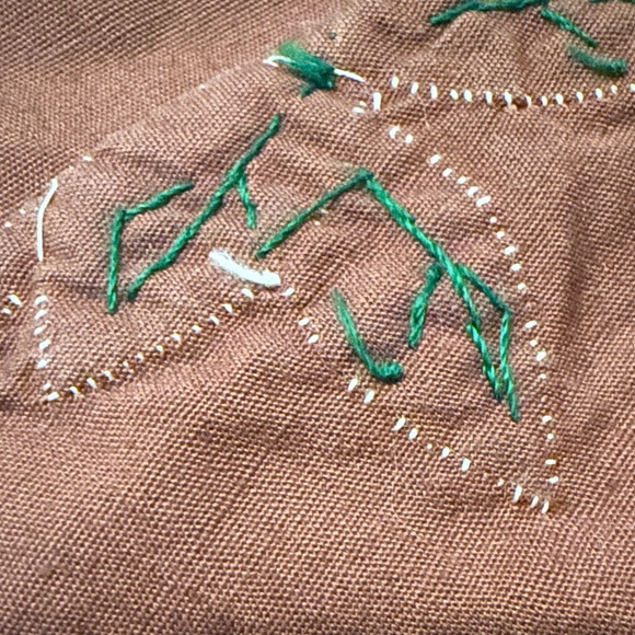 Floral Embroidered stitched Brown German doily with sweet rose pattern - Picture 7 of 8